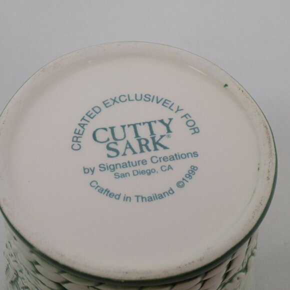 2 Cutty Sark Ceramic Whiskey Rocks Glasses Clipper Ship Green White Vintage 1998 - Picture 5 of 9